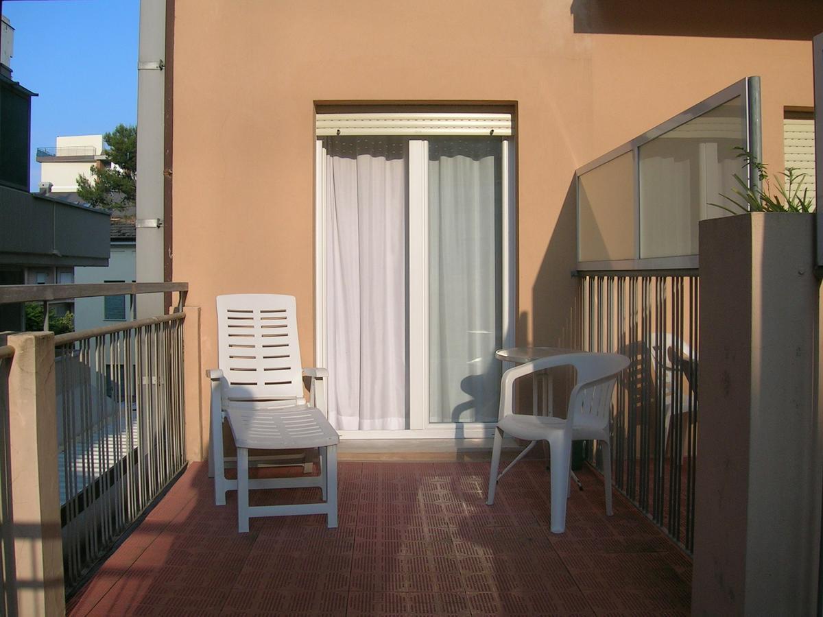 Hotel D'Annunzio カットーリカ エクステリア 写真