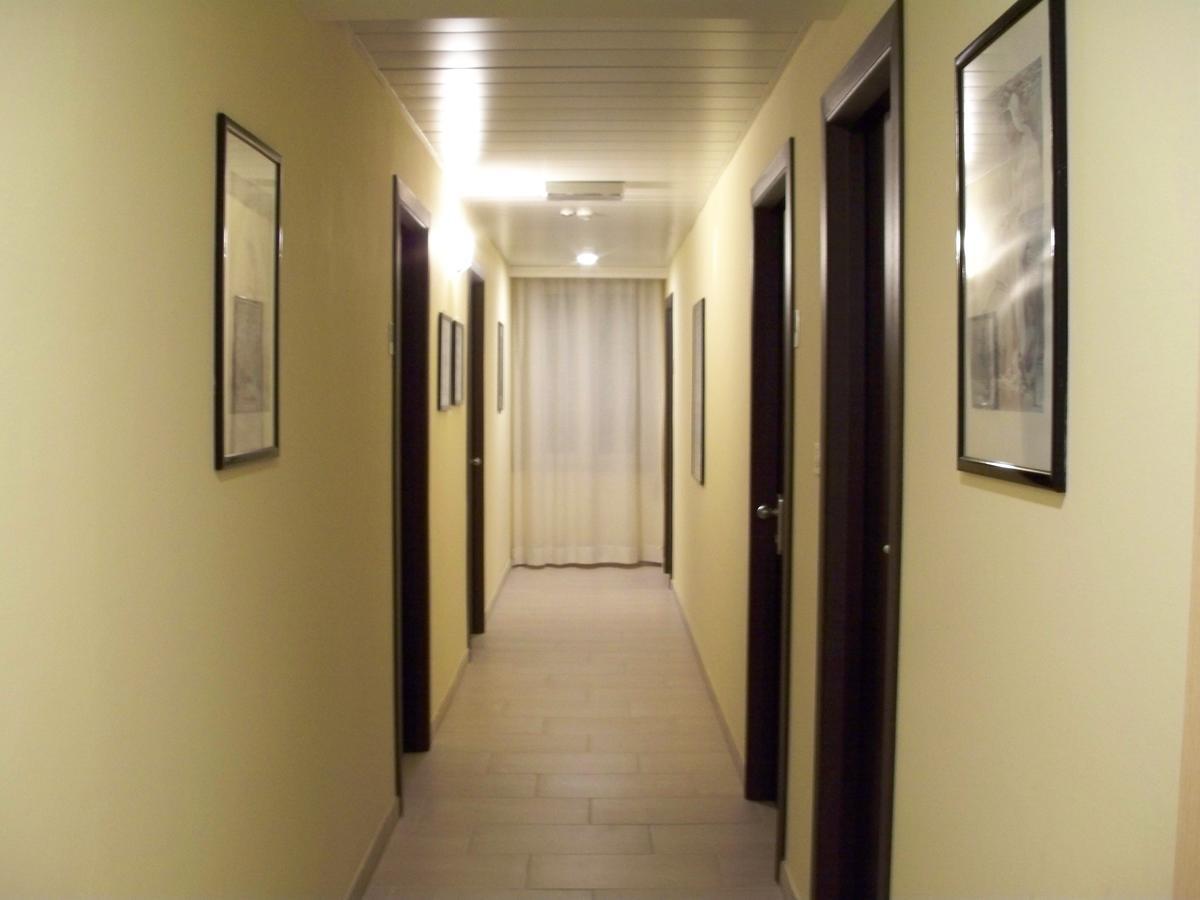 Hotel D'Annunzio カットーリカ エクステリア 写真