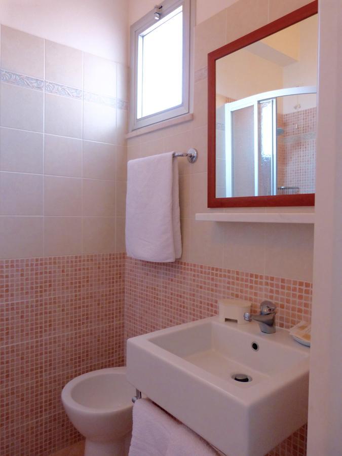Hotel D'Annunzio カットーリカ エクステリア 写真